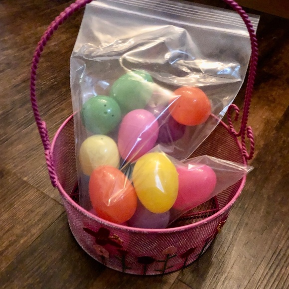 Pink Wire Basket & Plastic Eggs, Glittered Flower Appliqués, 14 2-piece eggs - Picture 7 of 7